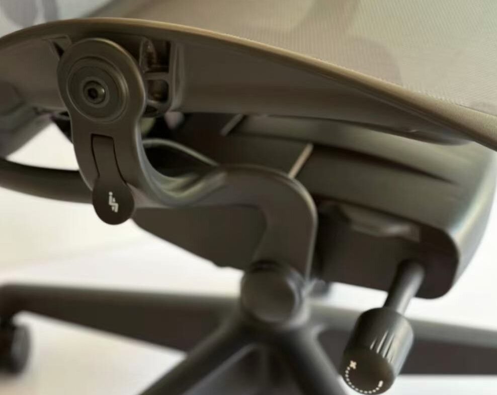 Herman Miller Aeron detalhe do encosto